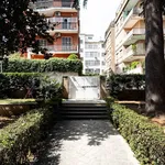 Rent 4 bedroom apartment of 115 m² in Roma