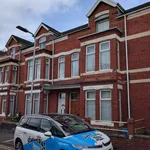 Rent 5 bedroom flat in Wales