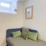 Rent 1 bedroom apartment in Lisbon