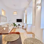 Rent 3 bedroom apartment in lisbon