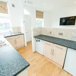 Rent 3 bedroom house in Leeds