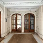 Appartement de 54 m² avec 3 chambre(s) en location à Paris