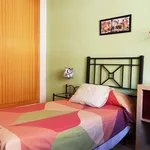 Rent a room of 80 m² in madrid