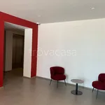 Rent 3 bedroom apartment of 87 m² in Milano