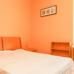 Rent 1 bedroom flat in flat