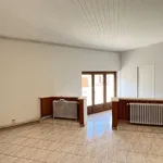 Maison de 105 m² avec 4 chambre(s) en location à Salles-d'Angles