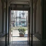 Rent 5 bedroom apartment of 160 m² in Milan