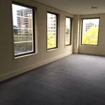 Rent 2 bedroom apartment in Melbourne