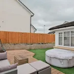 Rent 4 bedroom house in Scotland