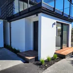 Rent 2 bedroom apartment in Papamoa