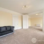 Rent 4 bedroom flat in Aberdeen