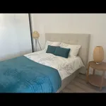 Rent 1 bedroom apartment of 56 m² in Paço de Arcos