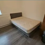 Rent 4 bedroom flat in North West England