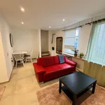 Rent 5 bedroom apartment of 60 m² in Stuttgart