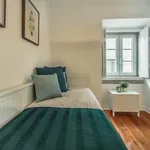 Rent 2 bedroom apartment in Lisbon