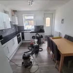 Rent 4 bedroom apartment in West Midlands