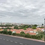 Rent 3 bedroom apartment of 125 m² in Lisbon