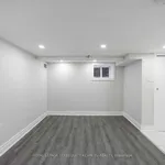 Rent 4 bedroom house in Toronto