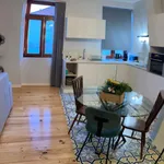 Rent 1 bedroom apartment in Porto