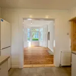 Rent 4 bedroom house in Scotland