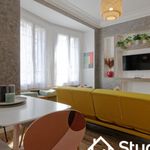 Rent 4 bedroom apartment of 58 m² in Marseille