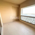 Rent 2 bedroom apartment of 179 m² in Palm Jumeirah