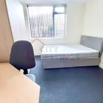 Rent 4 bedroom apartment in East Midlands