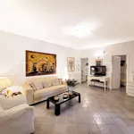 Rent 6 bedroom house of 150 m² in Ostuni