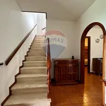 Rent 5 bedroom house of 100 m² in Piombino