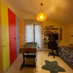 Rent 4 bedroom apartment of 100 m² in Aprilia