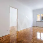 Rent 1 bedroom apartment of 41 m² in Lisbon