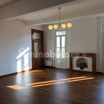 Rent 5 bedroom house of 219 m² in Parma