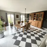 Huur 3 slaapkamer huis van 215 m² in Sambreville