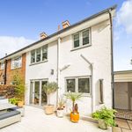 Rent 2 bedroom house in Lymington