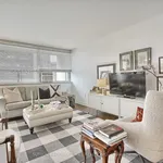 Appartement de 990 m² avec 5 chambre(s) en location à Toronto