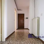 Rent 2 bedroom apartment of 60 m² in Ispra