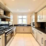 Rent 3 bedroom flat in North West England