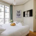 Appartement de 624 m² avec 2 chambre(s) en location à Paris