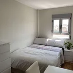 Rent a room of 70 m² in valencia