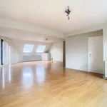 Huur 3 slaapkamer appartement van 168 m² in Ninove