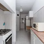 Rent a room in lisbon