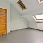 Huur 4 slaapkamer huis van 235 m² in Zaventem