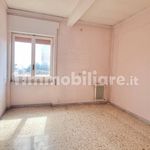 Rent 3 bedroom apartment of 70 m² in Naples