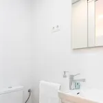 Rent 2 bedroom apartment of 110 m² in Málaga