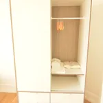 Miete 3 Schlafzimmer wohnung von 75 m² in Frankfurt am Main