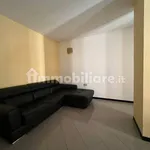 Affitto 3 camera appartamento di 65 m² in Bologna