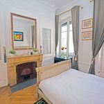 Rent 2 bedroom apartment of 550 m² in Lyon