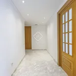 Rent 4 bedroom apartment in Valencia