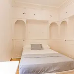 Rent a room of 122 m² in madrid