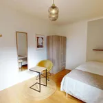 Rent a room of 109 m² in Paris